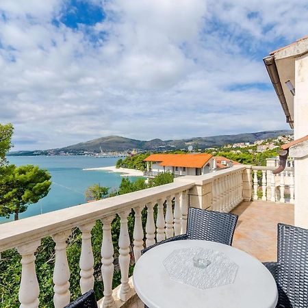 Apartments Marina Trogir Exteriör bild